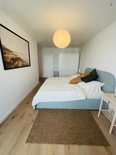 Beautiful 1-bedroom apartment near Technische Universität 