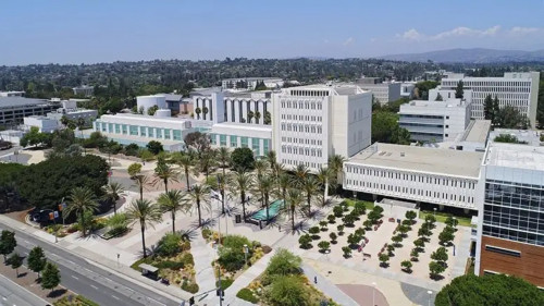 University House Fullerton - Gallery - 5
