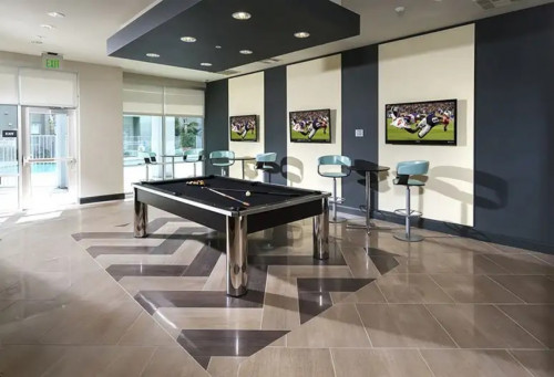 University House Fullerton - Entertainment