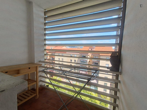 Inviting single bedroom in Iturrama - Gallery - 5