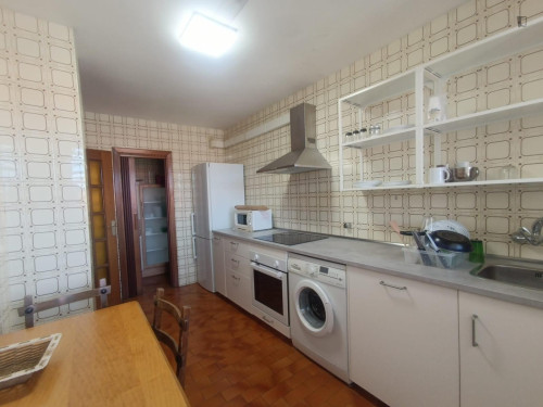 Inviting single bedroom in Iturrama