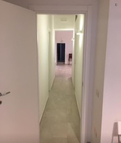 Beautiful 2-bedroom apartment located in the Chiaia neighbourhood and well connected to the city center of Napoli