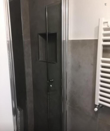 Beautiful 2-bedroom apartment located in the Chiaia neighbourhood and well connected to the city center of Napoli - Gallery - 12