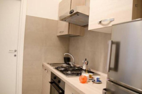 Beautiful 2-bedroom apartment located in the Chiaia neighbourhood and well connected to the city center of Napoli - Gallery - 9