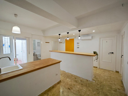 Welcoming double ensuite bedroom in Barrio Peral  - Gallery -  5