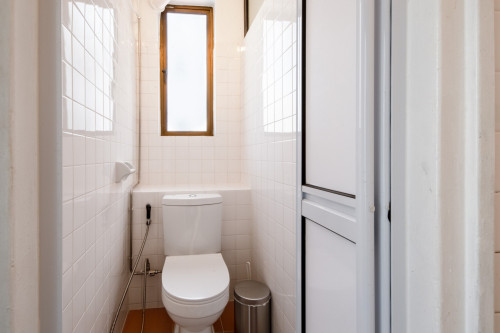 Modern Coliving Oasis with Pool and Gym