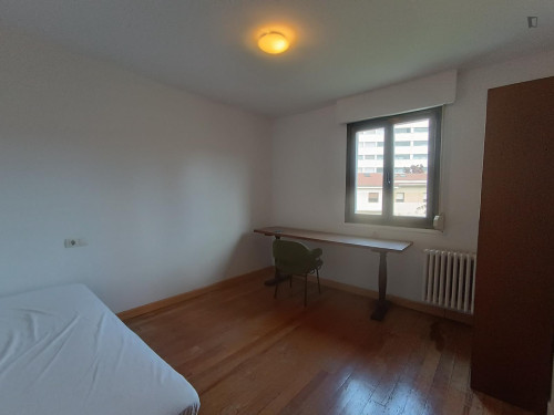 Cute single bedroom in the centre of Pamplona
