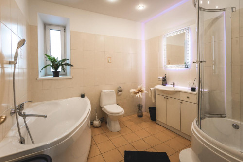 Charming single bedroom next to the Bastejkalna Park  - Gallery -  5