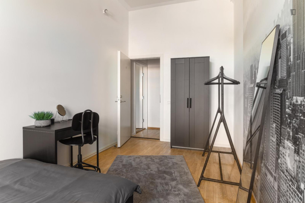 Inviting double bedroom in the Central District