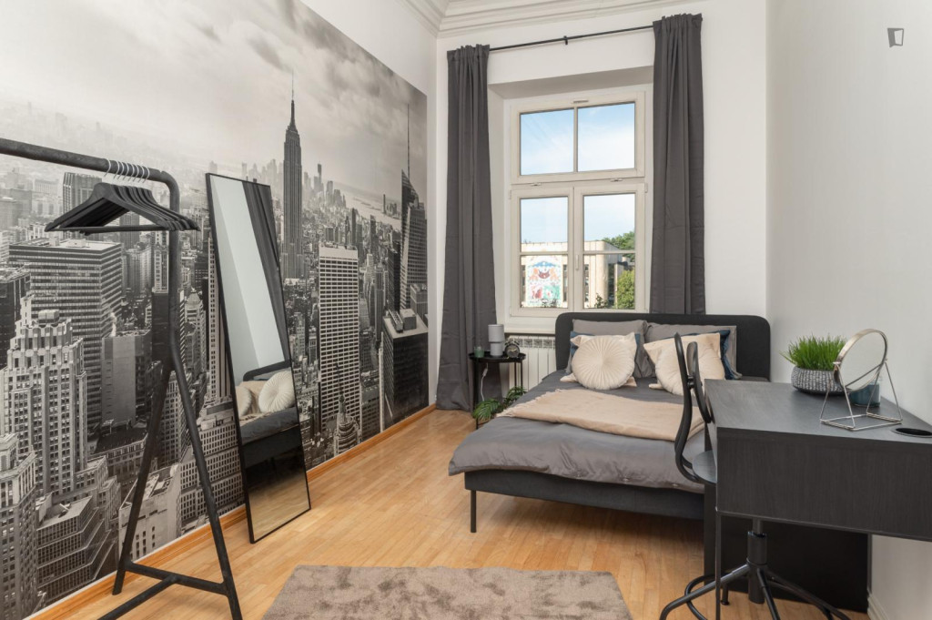 Inviting double bedroom in the Central District