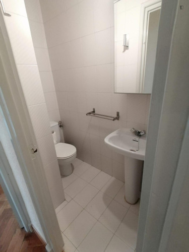 Warm double bedroom in the Infante Juan Manuel neighbourhood - Gallery - 11