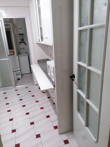 Warm double bedroom in the Infante Juan Manuel neighbourhood - Gallery - 6