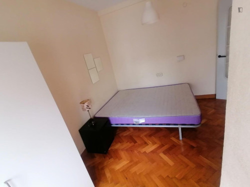 Sublime double bedroom in the Infante Juan Manuel neighbourhood