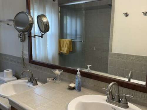 Serene Home - Gallery - 15