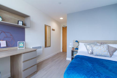 Skyline - Gallery - 54