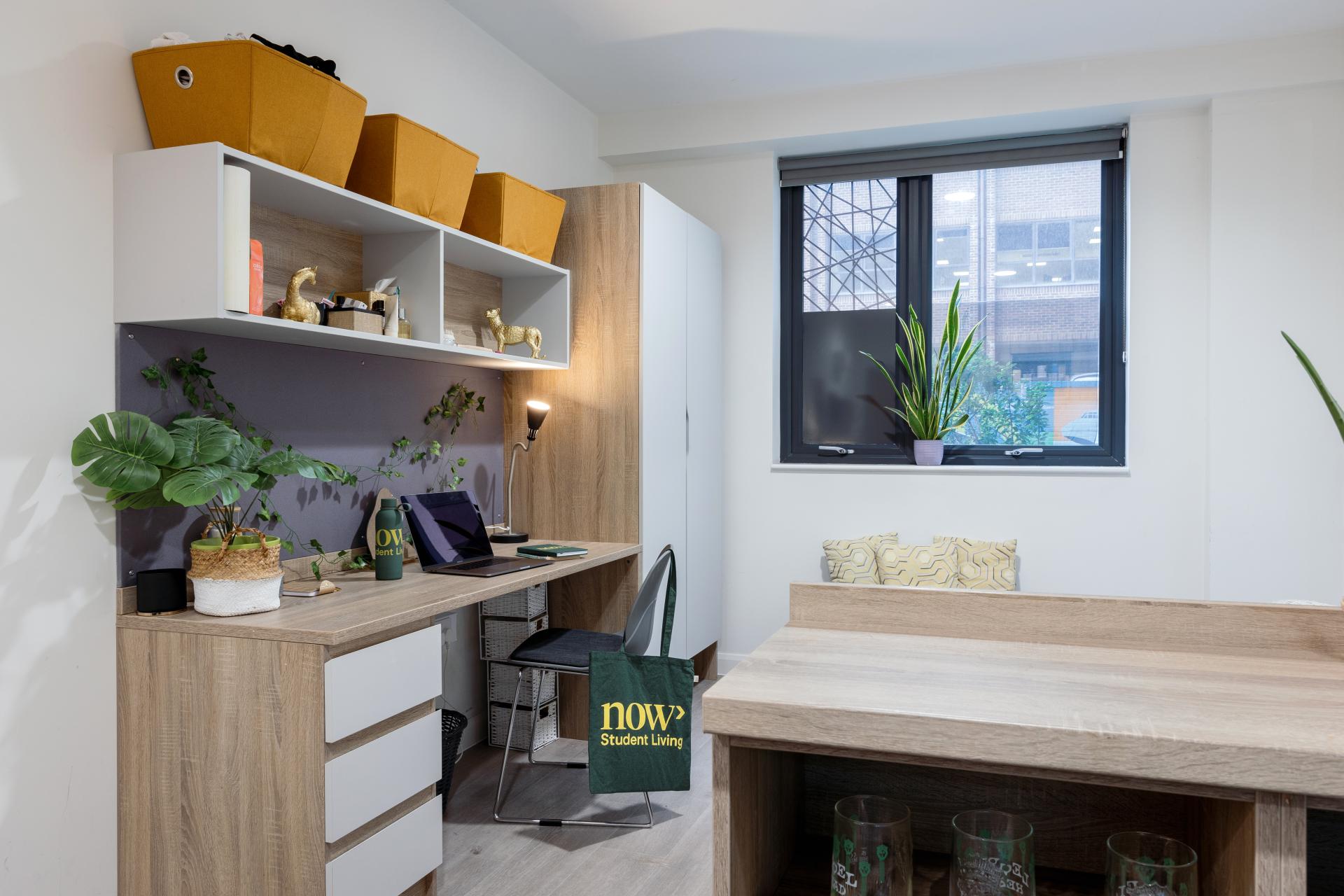 Bronze Studio - Skyline - Gallery - 3