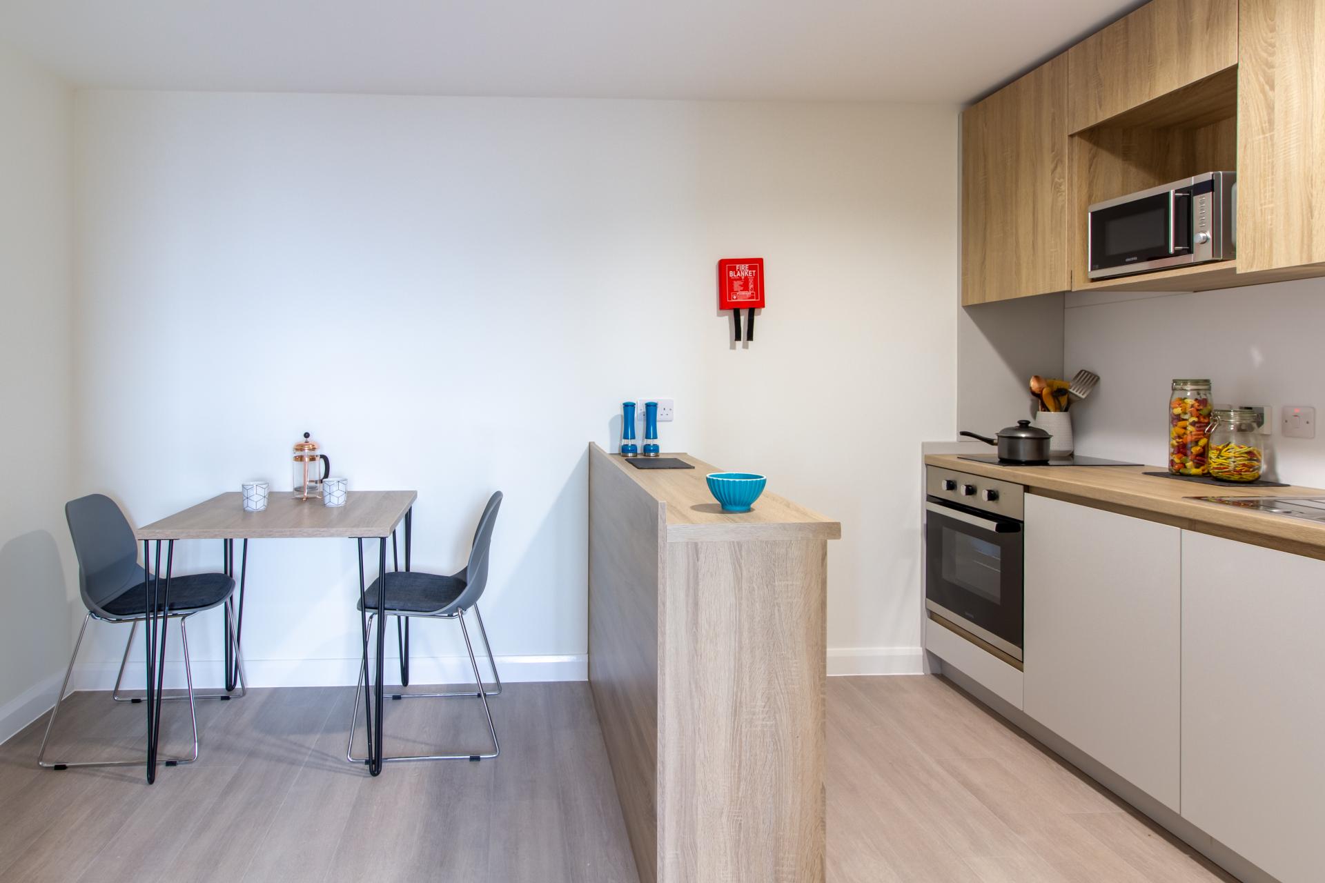 Penthouse Plus Studio - Skyline - Gallery - 3