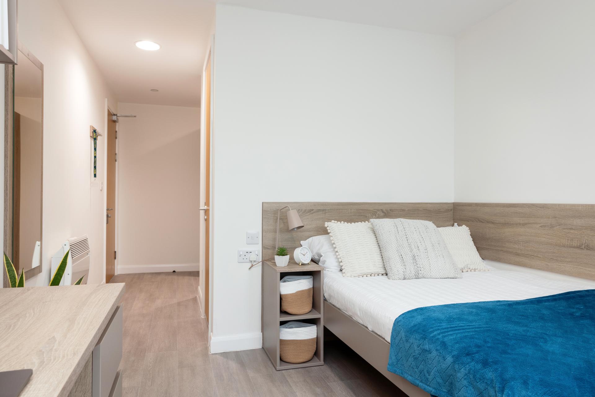  Gold En-Suite High Floors  -  Skyline  - Gallery -  1