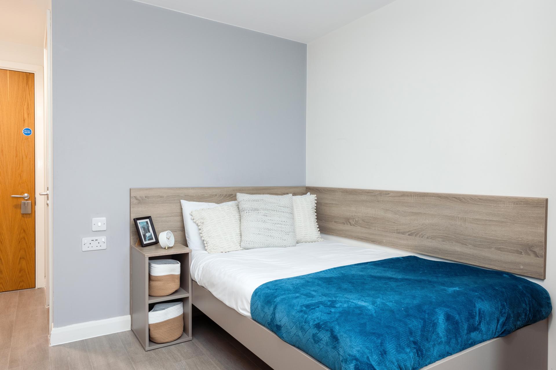  Silver En-Suite Lower Floors  -  Skyline  - Gallery -  1