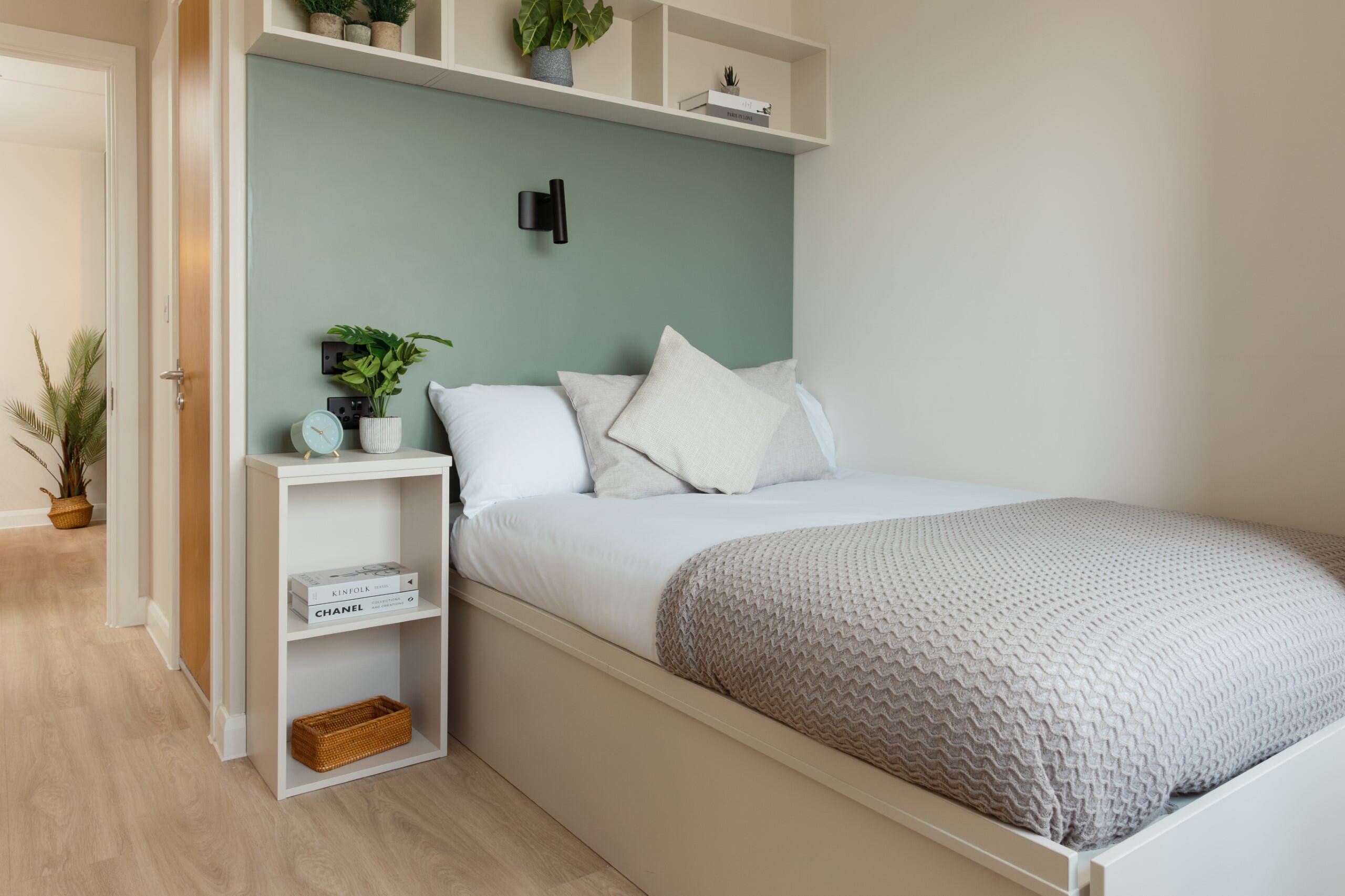  Platinum En-Suite Mid Floors  -  Skyline  - Gallery -  3