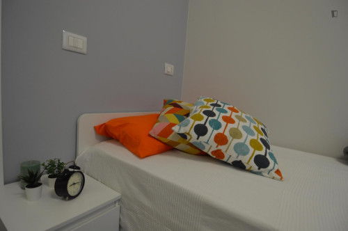 Very homely single bedroom near Parco del Popolo