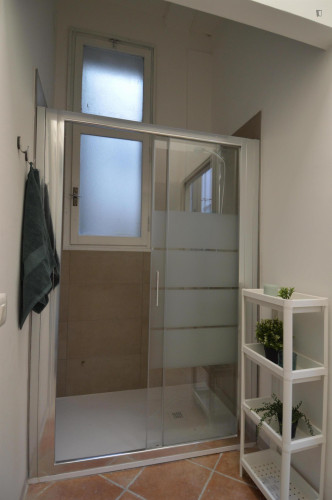 Cosy single bedroom in shared flat near the Reggio Emilia railway station