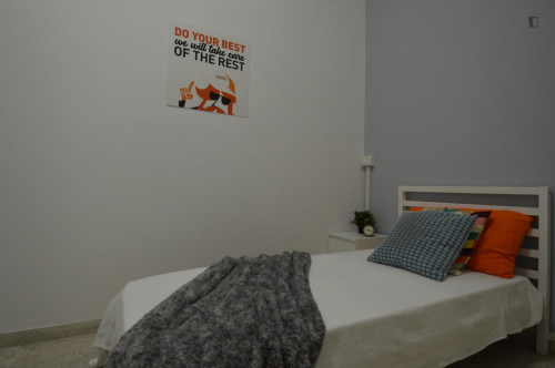 Cosy single bedroom in shared flat near the Reggio Emilia railway station - Gallery - 18