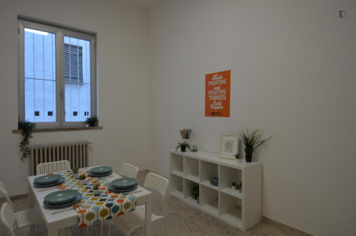 Cosy single bedroom in shared flat near the Reggio Emilia railway station - Gallery - 15