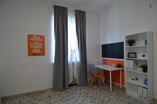 Big double bedroom near Parco del Popolo