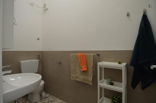 Very pleasant double bedroom in the centre of Reggio Emilia