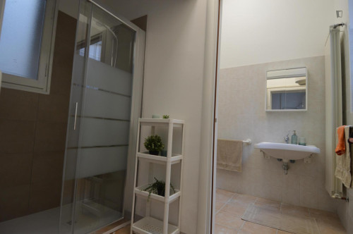 Very pleasant double bedroom in the centre of Reggio Emilia - Gallery - 11