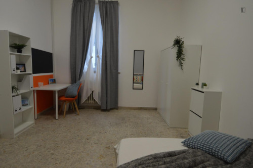 Comfortable single bedroom close to the Università degli Studi di Modena e Reggio Emilia  - Gallery -  5