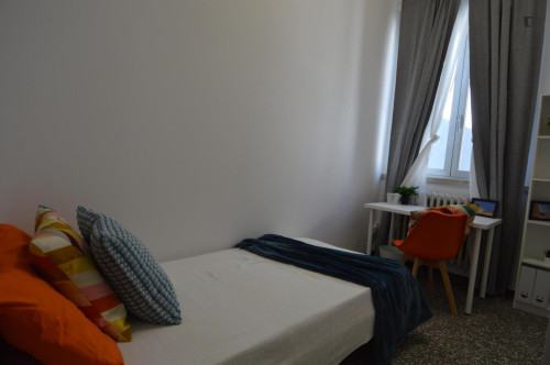 Neat and cosy single bedroom in the heart of Reggio Emilia