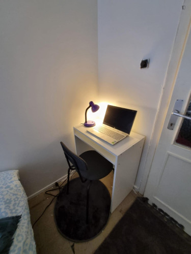 Very cosy single bedroom in Kadıköy