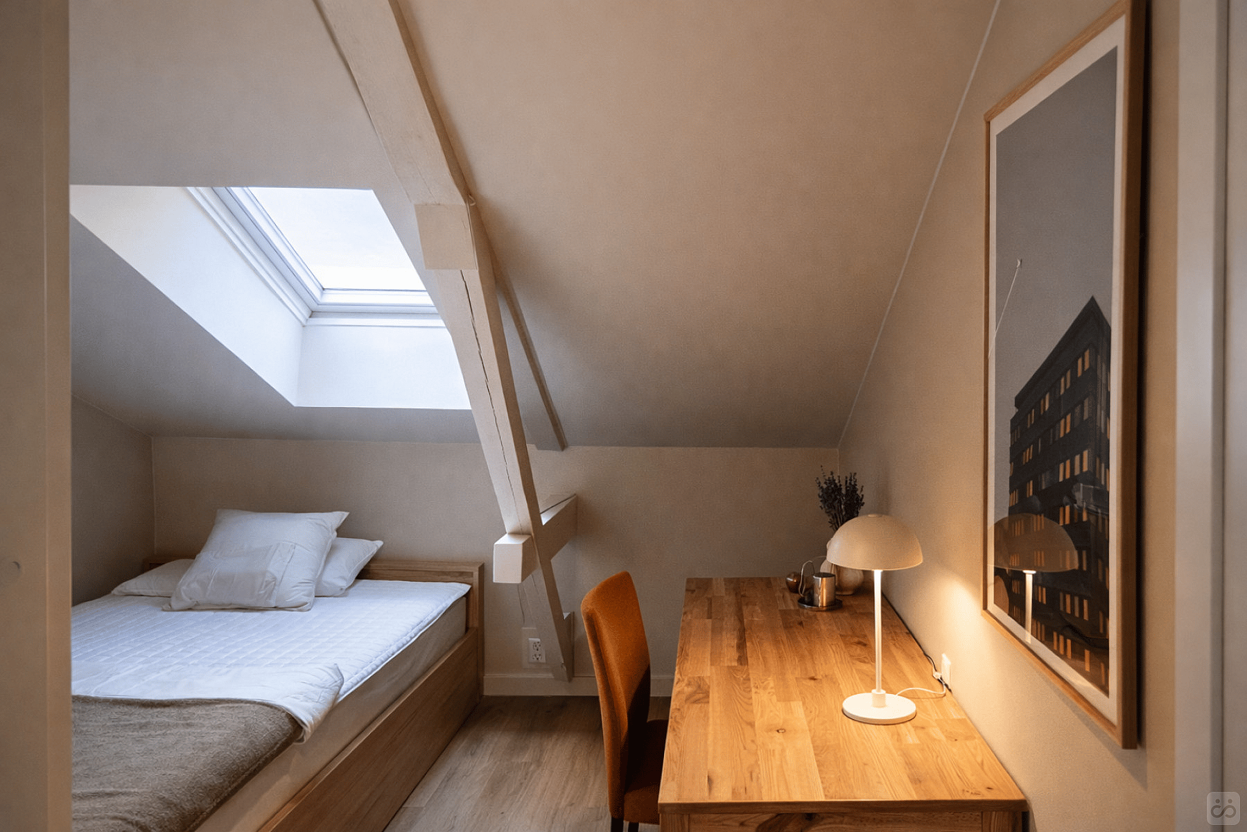 Room 2 - Standard - Private - 6