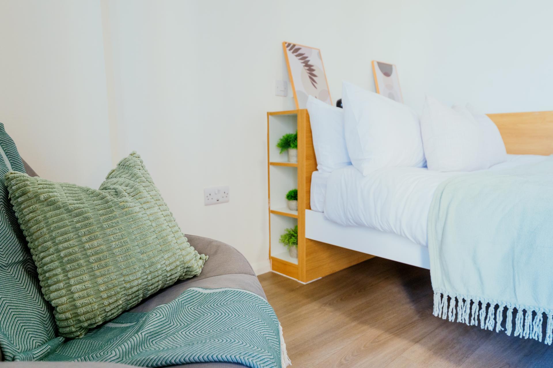  Bronze Studio (Accessible)  -  Bridge Street Exchange  - Gallery -  4