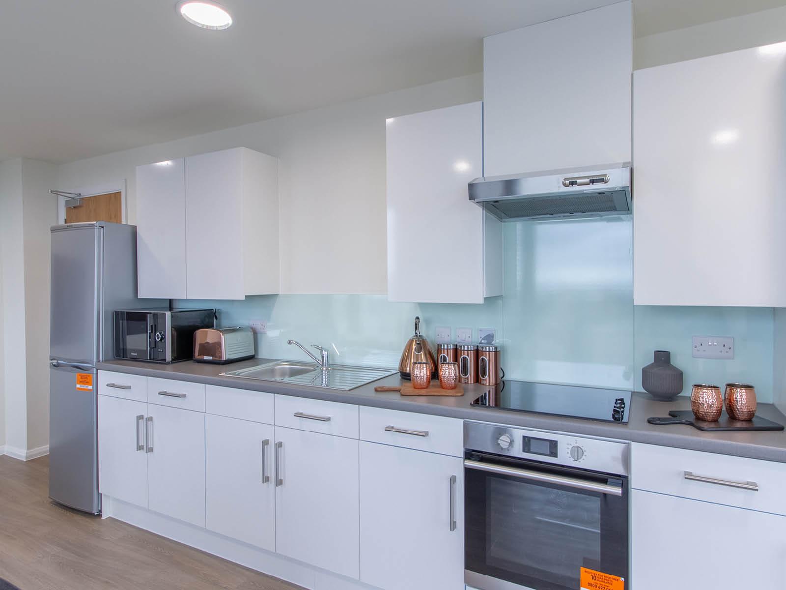 Bronze En Suite (Compact Cluster) - Bridge Street Exchange - Gallery - 2