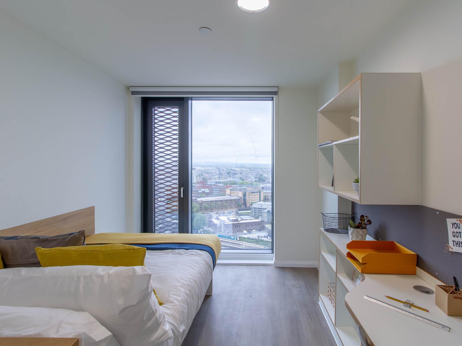Bronze En Suite (Compact Cluster) - Bridge Street Exchange - Gallery - 4