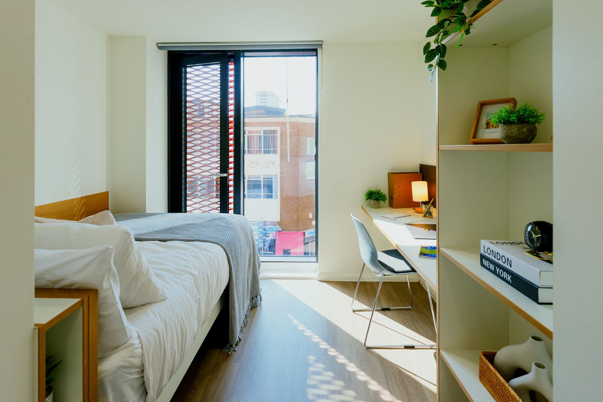  Silver En Suite  -  Bridge Street Exchange  - Gallery -  10