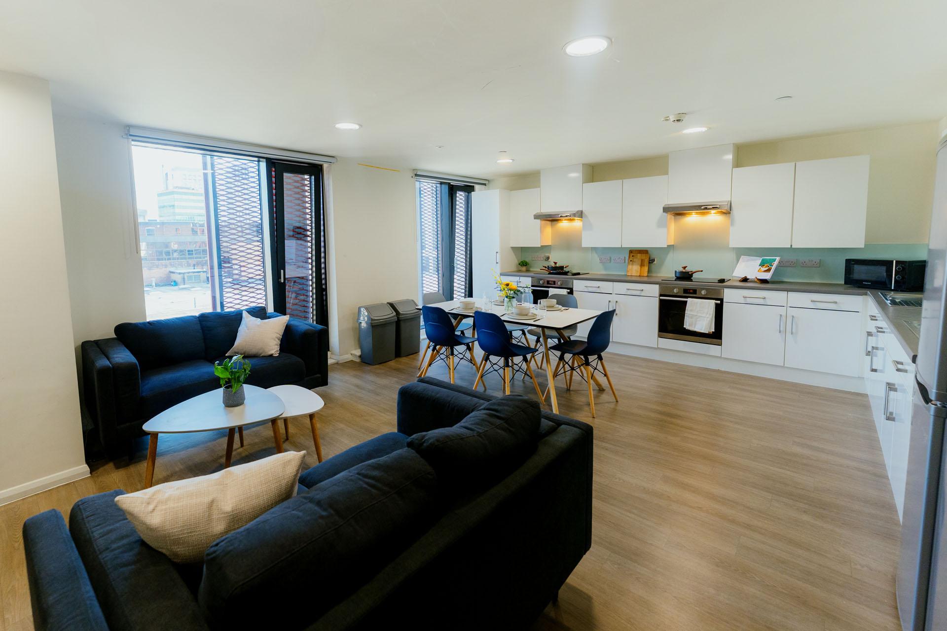  Silver En Suite  -  Bridge Street Exchange  - Gallery -  3