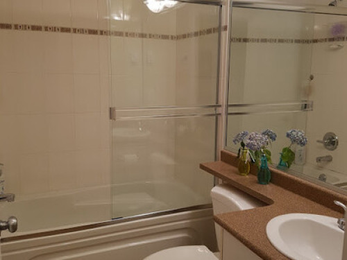 Cozy Bedroom **females preferred**