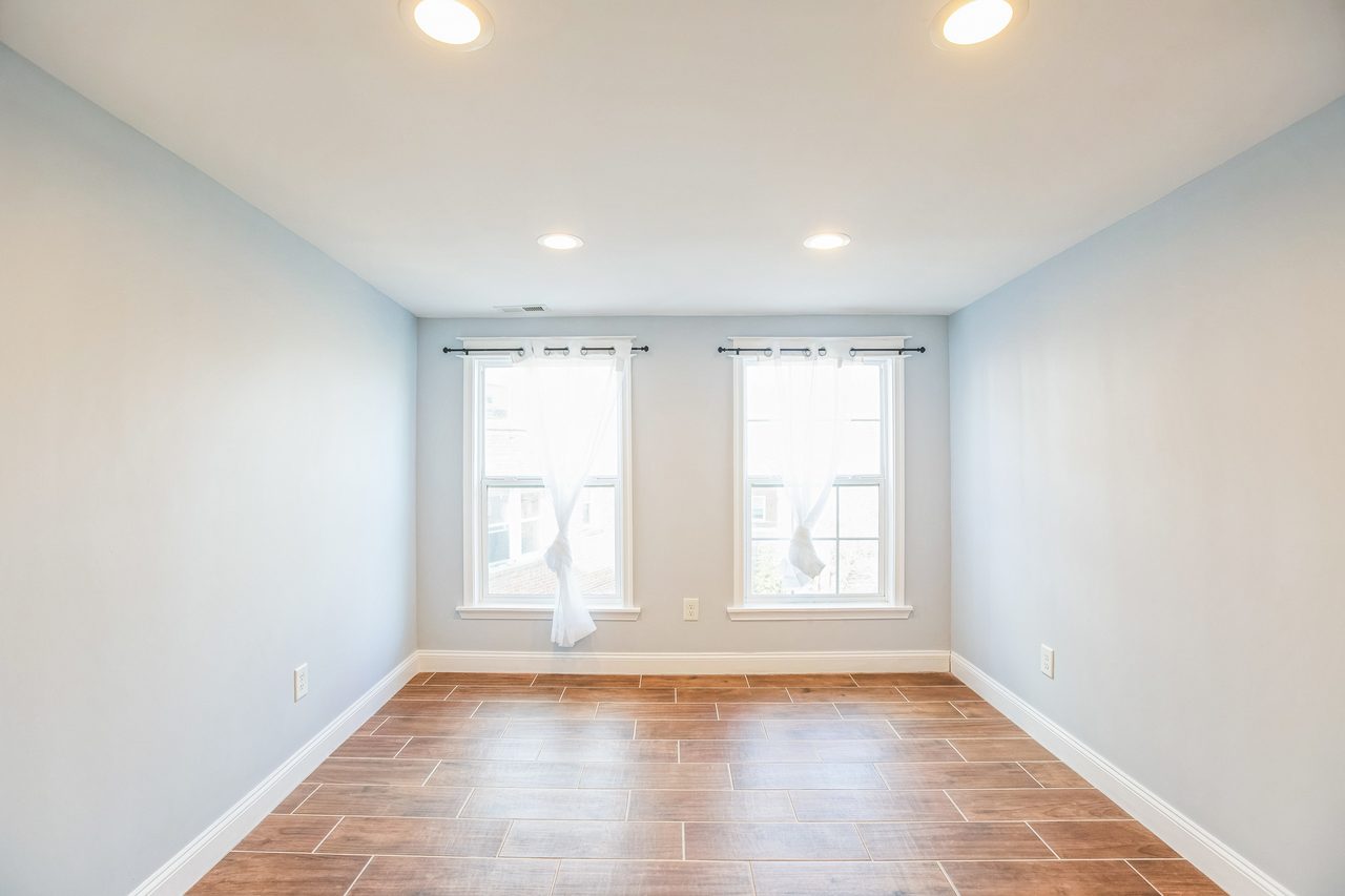 #1811: Dupont Park - Queen Bedroom F W/Private Bath - 1