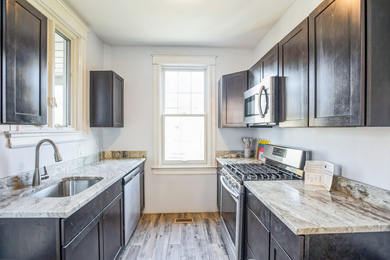 #1811: Dupont Park - Queen Bedroom F W/Private Bath - 10
