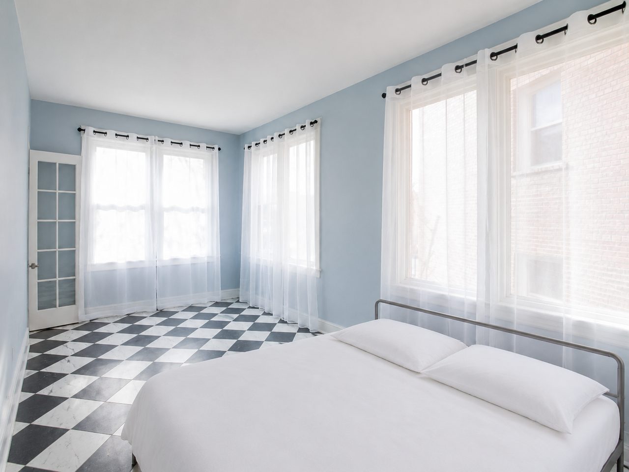 #1811: Dupont Park - Queen Bedroom C - 20