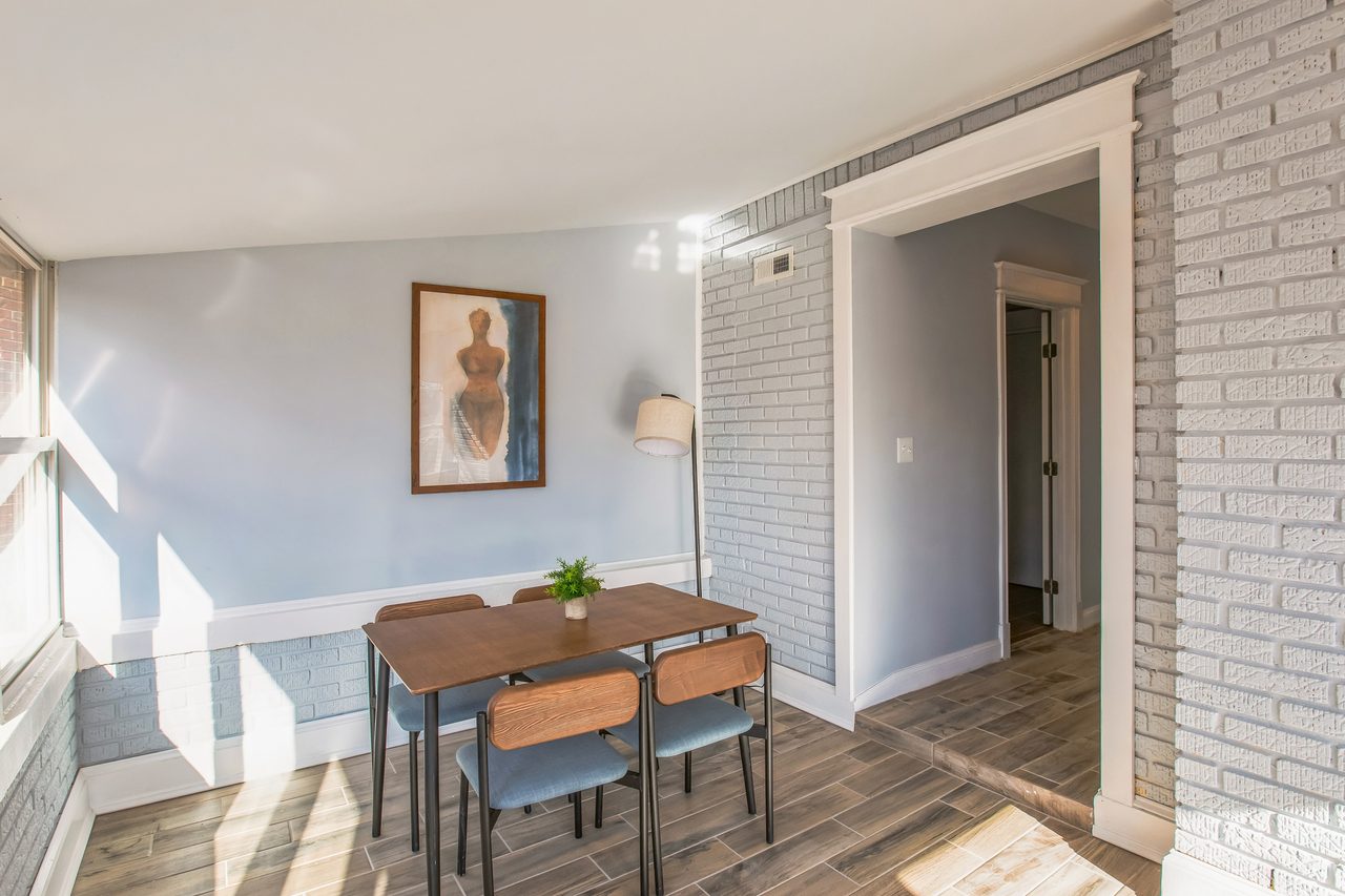 #1811: Dupont Park - Queen Bedroom A - 11