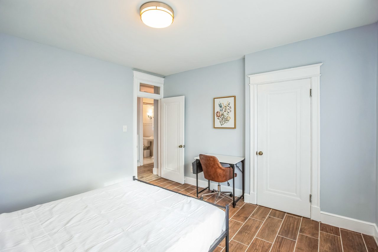 #1811: Dupont Park - Queen Bedroom D - 2