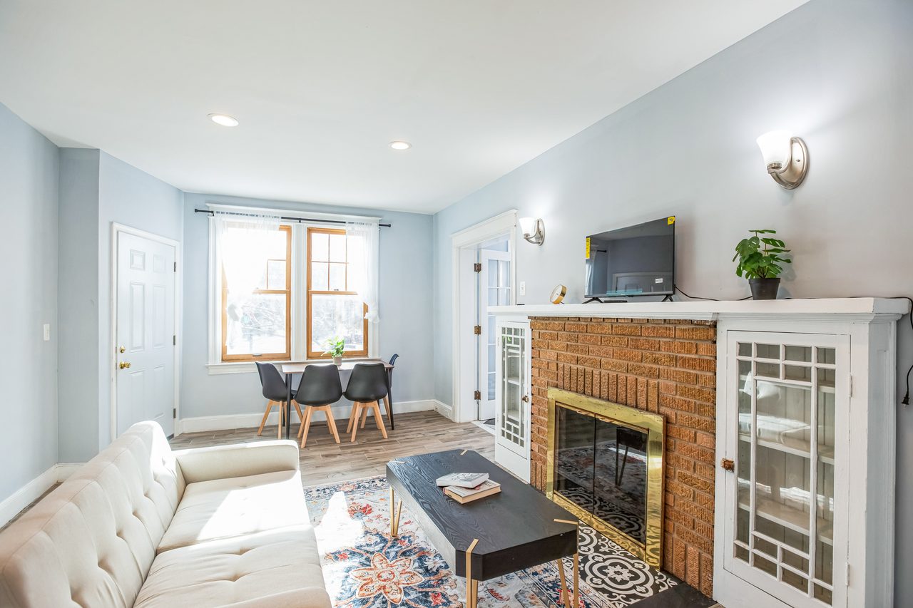 #1811: Dupont Park - Queen Bedroom B W/Private Bath - 7