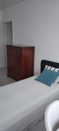 4-bedroom Family Apartment in the prestigious area of ​​Alfornelos, side by side, with the City of Lisbon