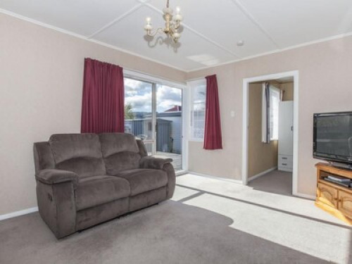 Cozy house with friendly couple  - Gallery -  5