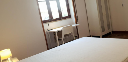 Bright double bedroom in a 5-bedroom flat